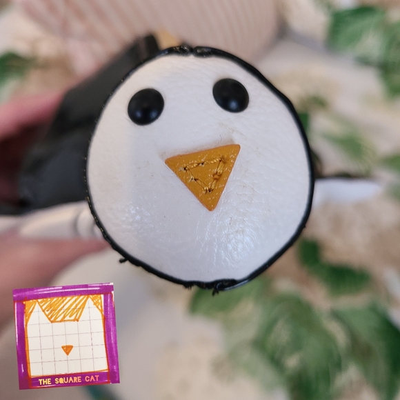 MR. Bond the ADORABLE PENGUIN! cute BJ wristlet! - Picture 12 of 13